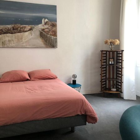 Studio De 30 M2 Dans Le Triangle D'Or De Bordeaux Exterior photo